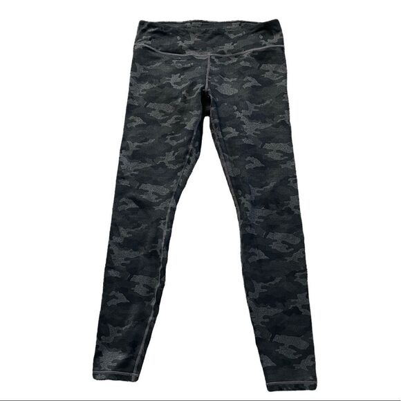 Powerhold by Fabletics Define Camouflage legging size small - Picture 4 of 6
